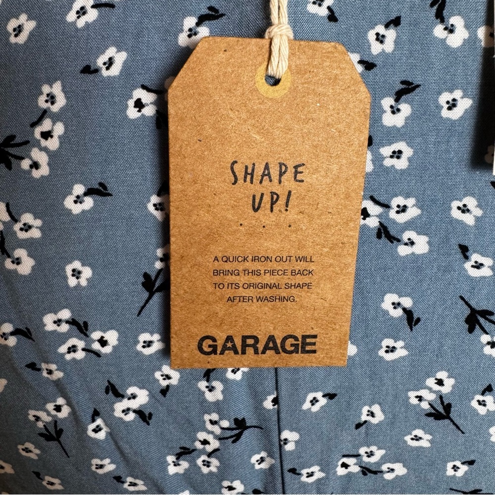 Garage‎ Blue Floral Romper - Picture 4 of 4